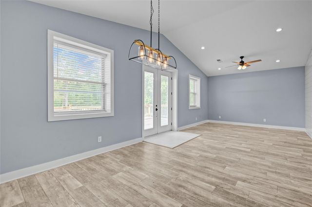 16947 Pioneer Trail, Conroe, TX 77302