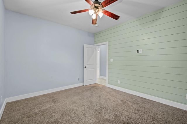 16947 Pioneer Trail, Conroe, TX 77302