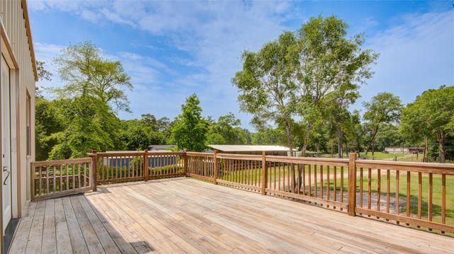 16947 Pioneer Trail, Conroe, TX 77302