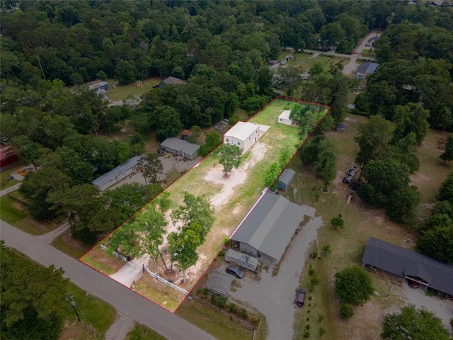 16947 Pioneer Trail, Conroe, TX 77302