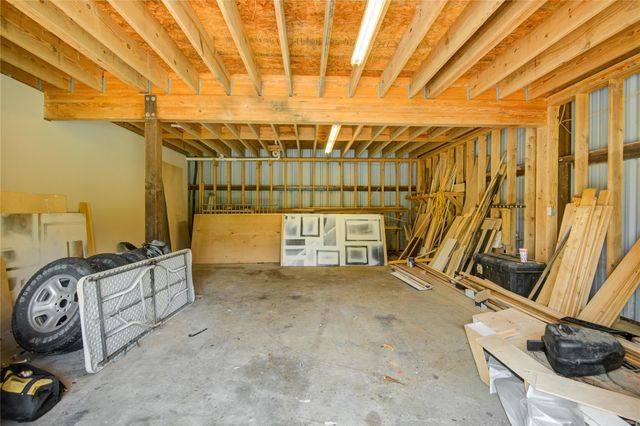 16947 Pioneer Trail, Conroe, TX 77302