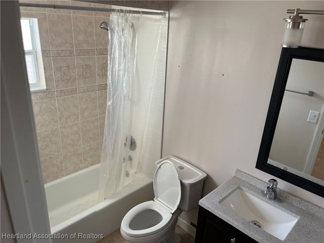 4810 Leucadendra Drive, Sebring, FL 33872