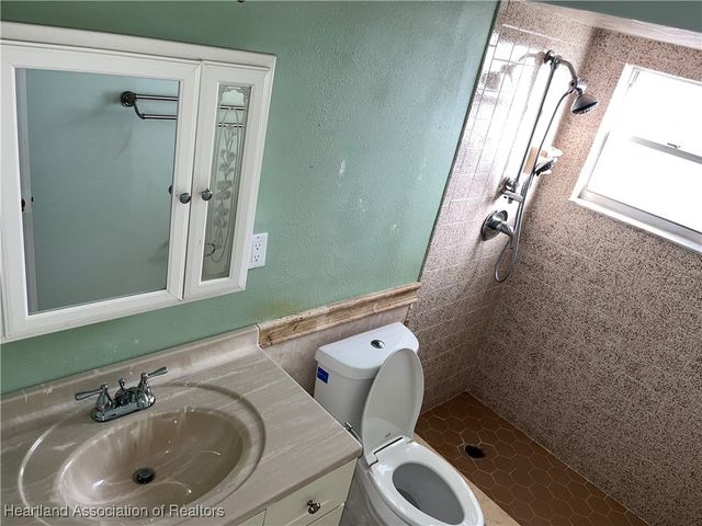 4810 Leucadendra Drive, Sebring, FL 33872