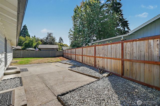 505 Riverview Drive, Auburn, WA 98002