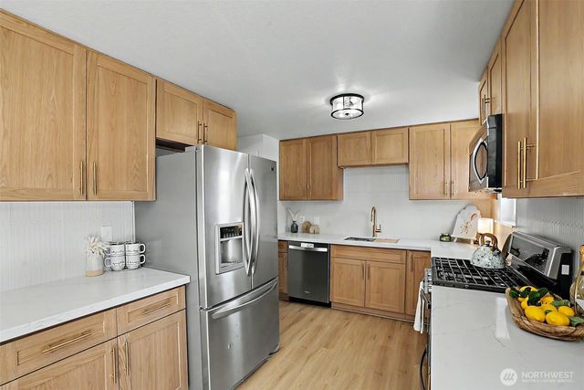 505 Riverview Drive, Auburn, WA 98002