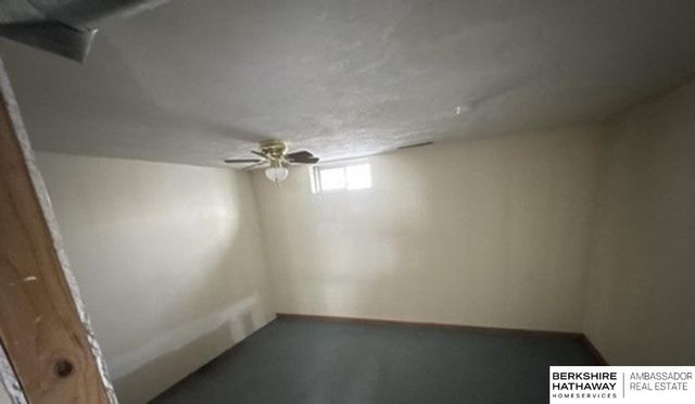312 W 12th Street, Grand Island, NE 68801