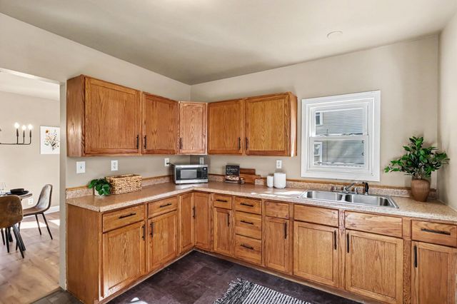 1703 Race Street, Kalamazoo City, MI 49001