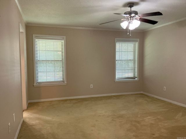 127 S Dogwood, Crossett, AR 71635