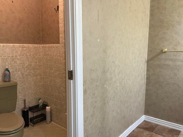 127 S Dogwood, Crossett, AR 71635