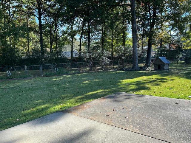 127 S Dogwood, Crossett, AR 71635