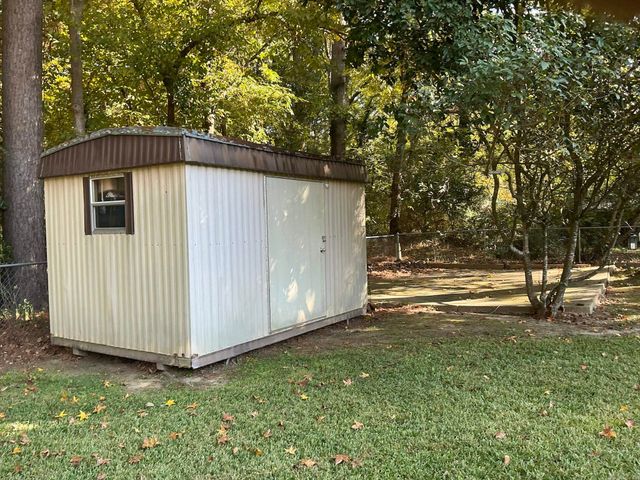 127 S Dogwood, Crossett, AR 71635