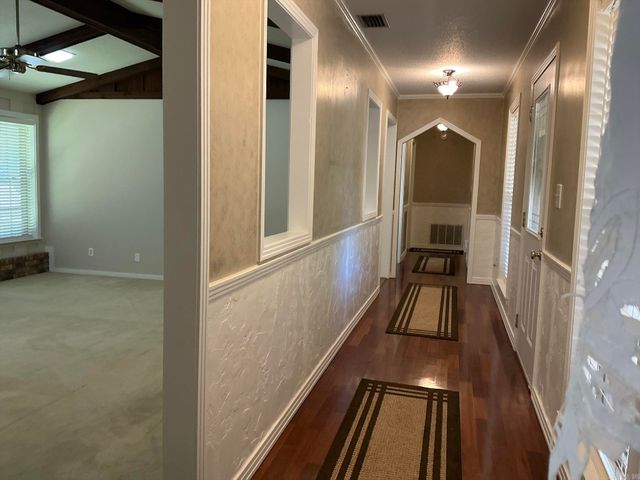 127 S Dogwood, Crossett, AR 71635