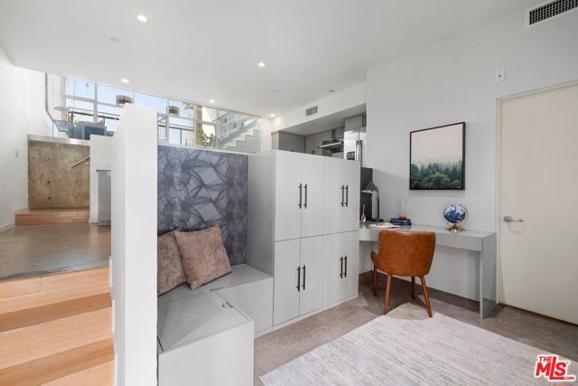 803 Wilcox Avenue 4, Los Angeles, CA 90038