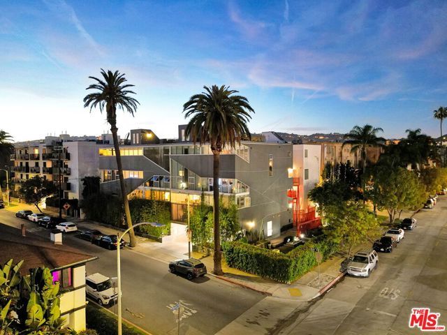 803 Wilcox Avenue 4, Los Angeles, CA 90038