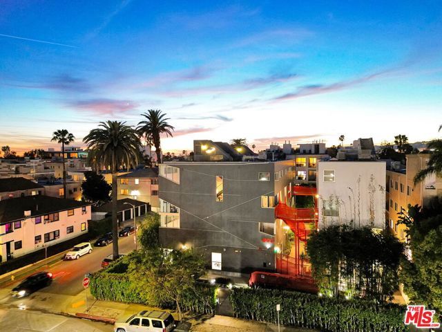 803 Wilcox Avenue 4, Los Angeles, CA 90038