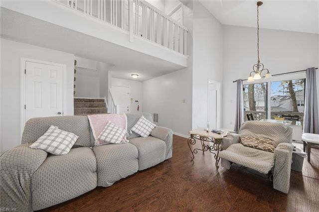 728 Inlet Quay Apt J, Chesapeake, VA 23320