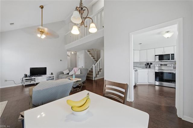 728 Inlet Quay Apt J, Chesapeake, VA 23320