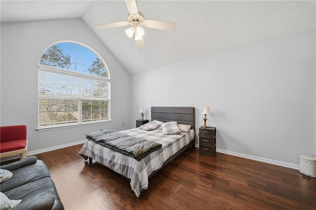 728 Inlet Quay Apt J, Chesapeake, VA 23320