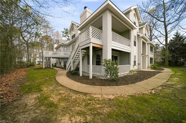 728 Inlet Quay Apt J, Chesapeake, VA 23320