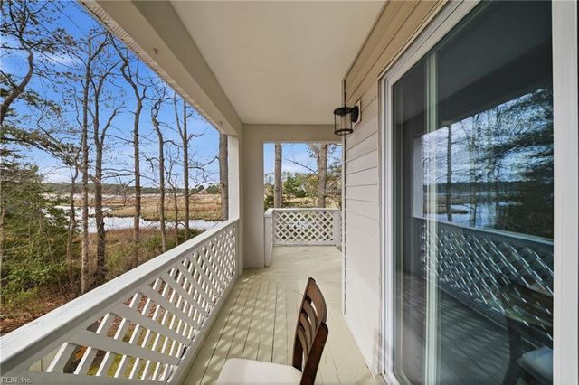 728 Inlet Quay Apt J, Chesapeake, VA 23320