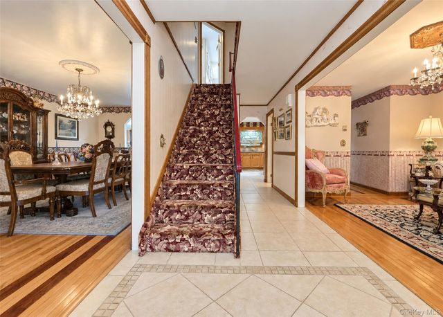 122 Evergreen Avenue, Medford, NY 11763