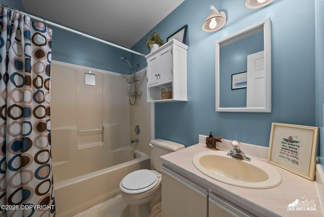 17612 Rachel Circle, Eagle River, AK 99577