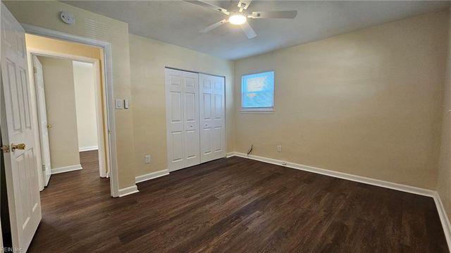 700 Lynch LN, Virginia Beach, VA 23455