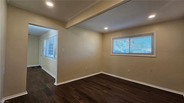 700 Lynch LN, Virginia Beach, VA 23455