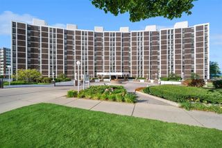 1500 Sheridan Road 4A, Wilmette, IL 60091