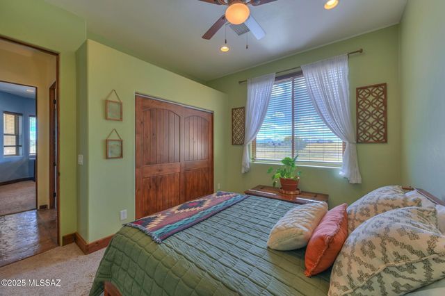 10185 S Bailando Rio, Hereford, AZ 85615