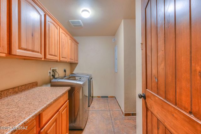 10185 S Bailando Rio, Hereford, AZ 85615