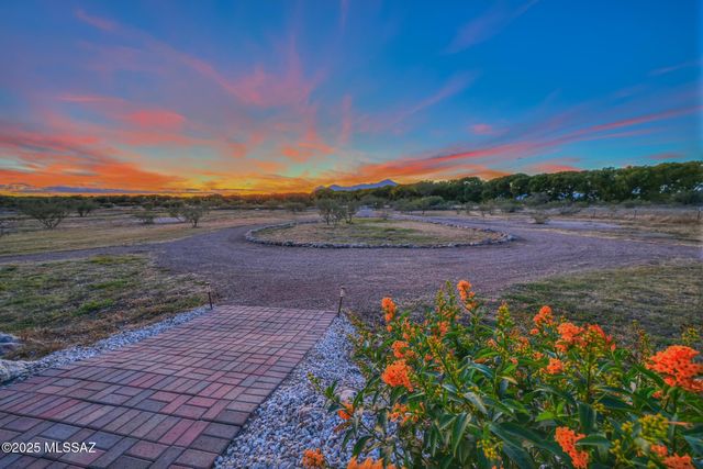 10185 S Bailando Rio, Hereford, AZ 85615