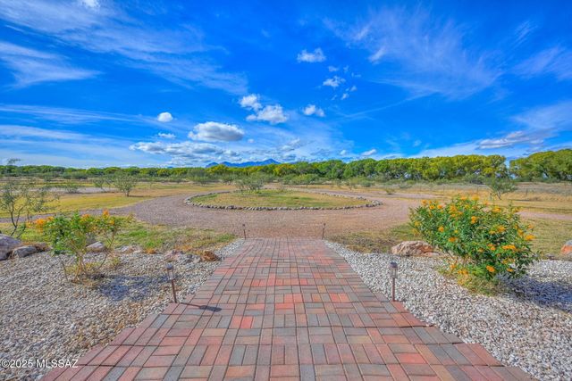 10185 S Bailando Rio, Hereford, AZ 85615