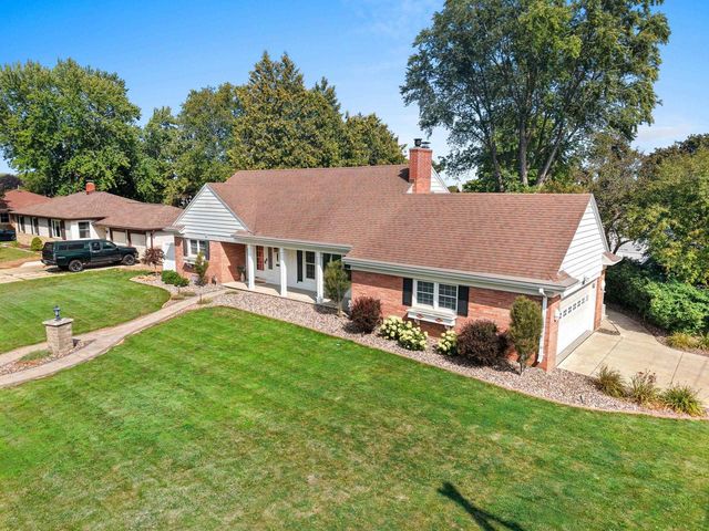 1153 HIGHVIEW LANE, Green Bay, WI 54304