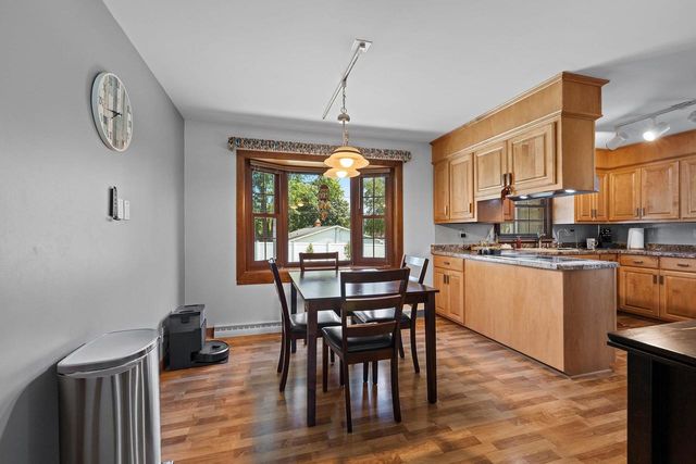 1153 HIGHVIEW LANE, Green Bay, WI 54304