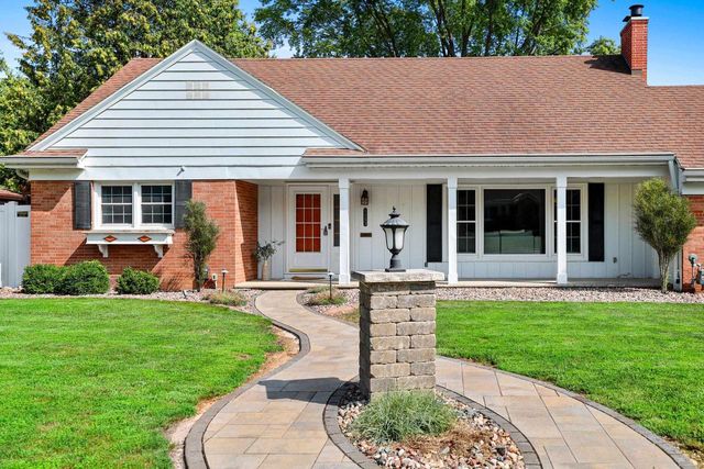 1153 HIGHVIEW LANE, Green Bay, WI 54304