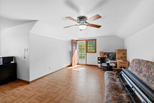 1153 HIGHVIEW LANE, Green Bay, WI 54304