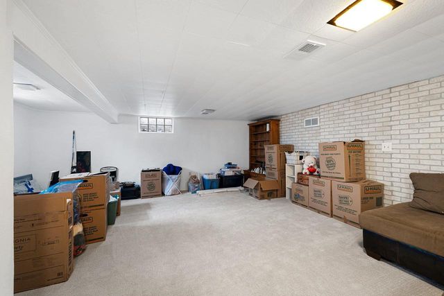 1153 HIGHVIEW LANE, Green Bay, WI 54304