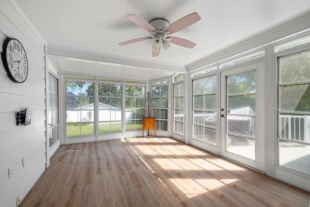 1153 HIGHVIEW LANE, Green Bay, WI 54304