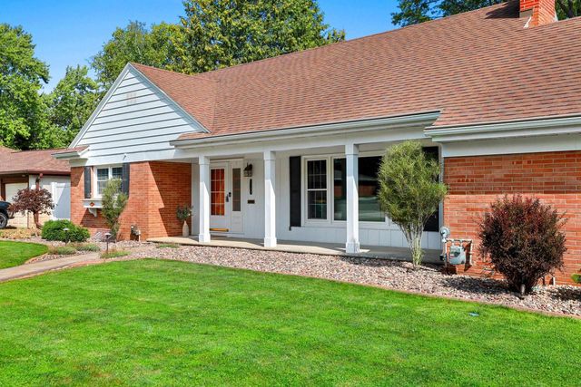 1153 HIGHVIEW LANE, Green Bay, WI 54304