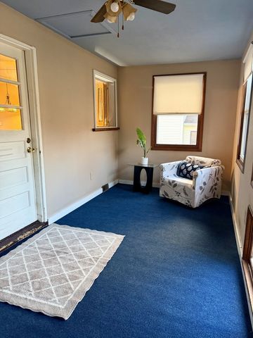 819 Madison Avenue, Dixon, IL 61021