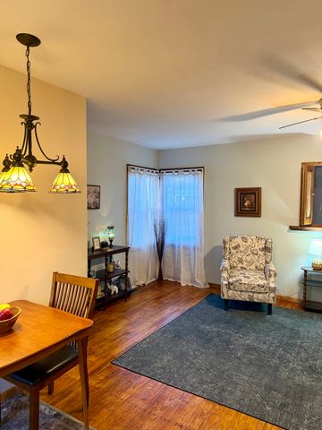 819 Madison Avenue, Dixon, IL 61021