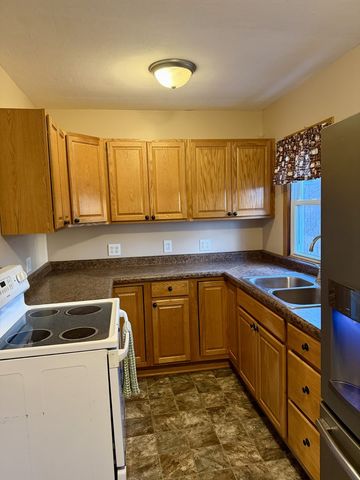 819 Madison Avenue, Dixon, IL 61021