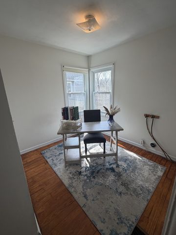 819 Madison Avenue, Dixon, IL 61021