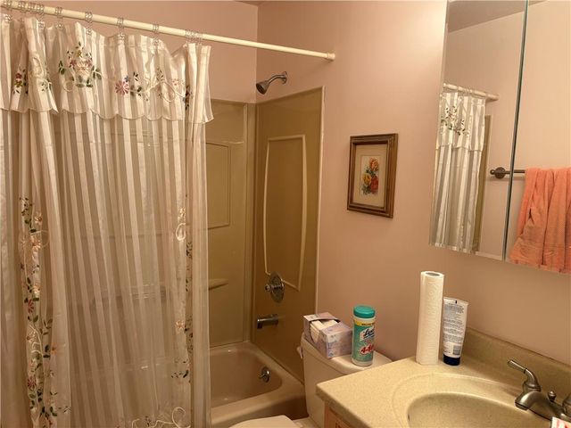 2204 Northampton Avenue, Northampton Boro, PA 18067