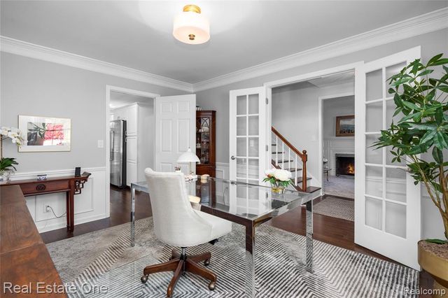 2123 Daintree Avenue, West Bloomfield, MI 48323