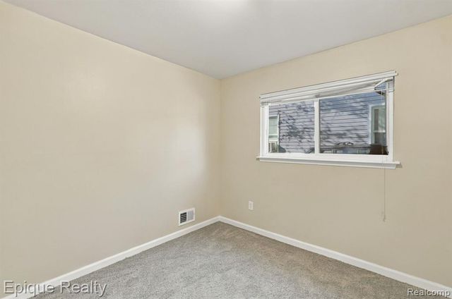 1962 Leitch Road, Ferndale, MI 48220