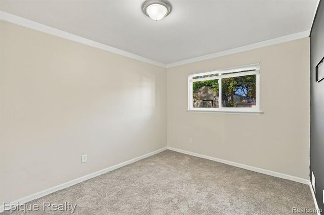1962 Leitch Road, Ferndale, MI 48220