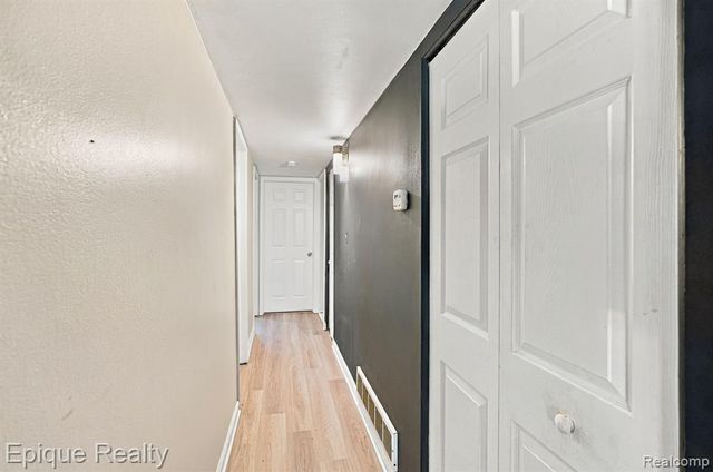 1962 Leitch Road, Ferndale, MI 48220