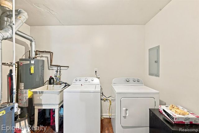 1962 Leitch Road, Ferndale, MI 48220